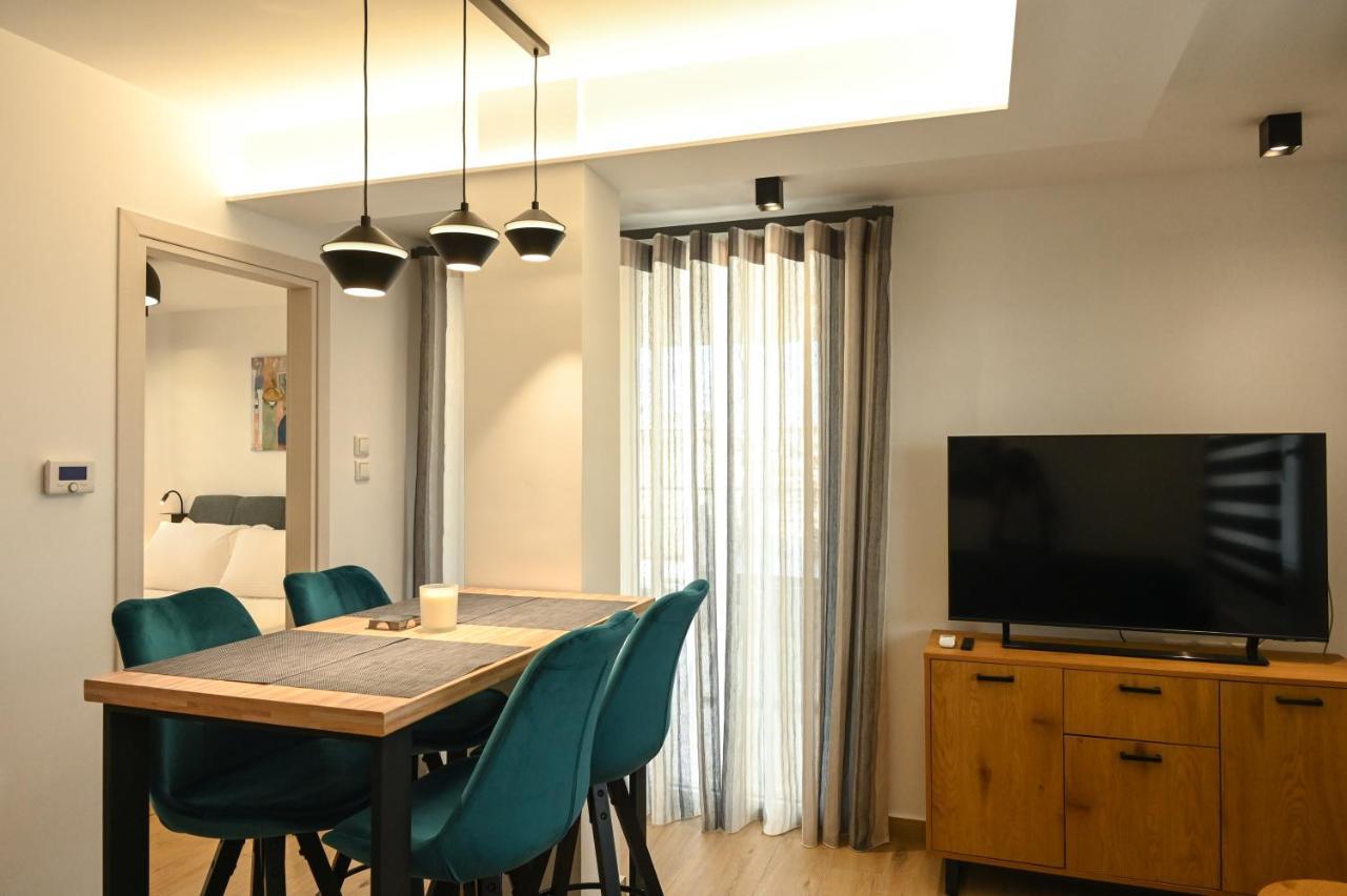 Larisa Hospitality I - Roof Top Apartment - With Free Parking Экстерьер фото